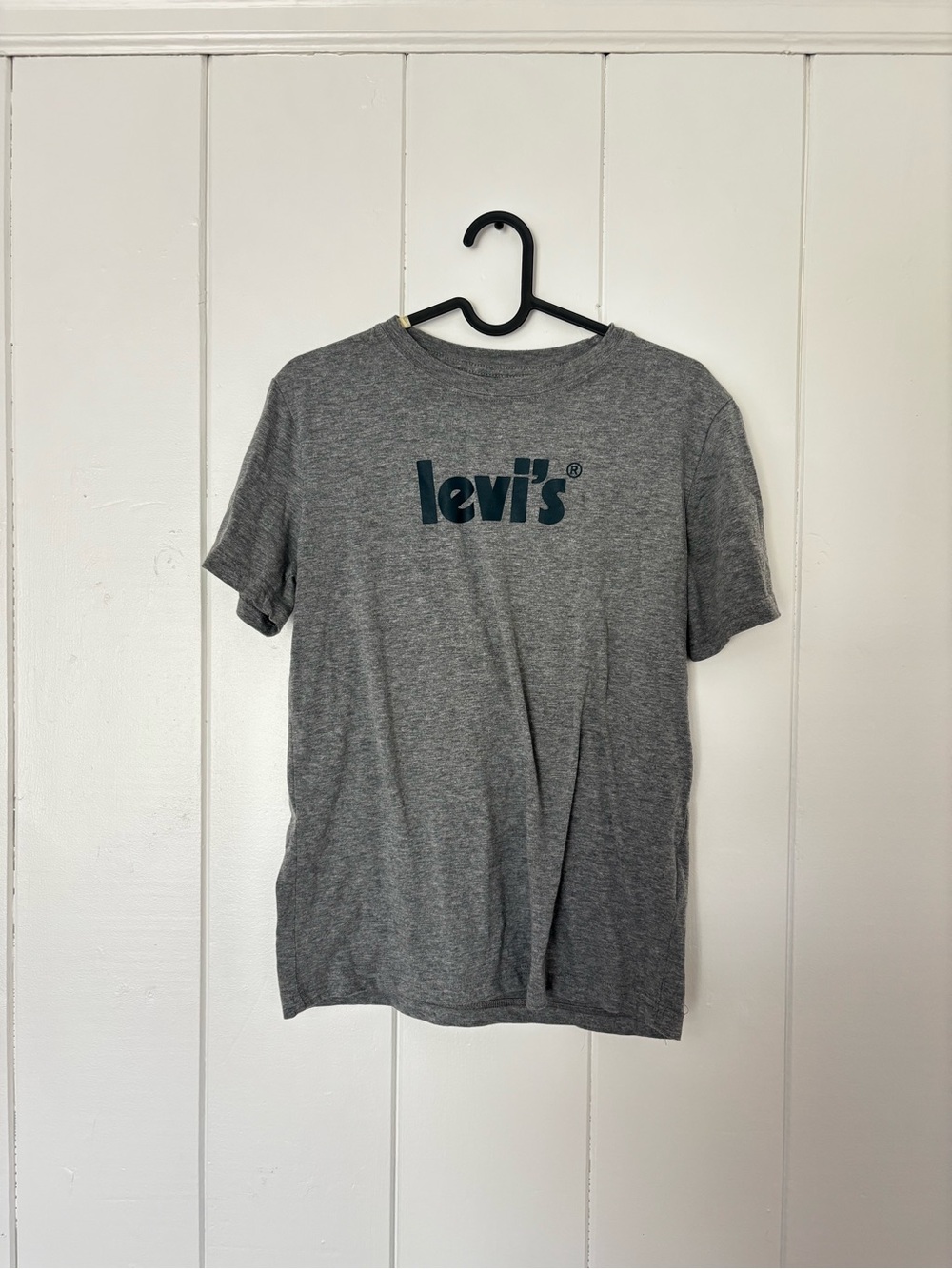 Levi's Gray Short Sleeve Logo Tee with Dark Navy Print